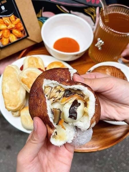 Bánh bao gà nấm 2