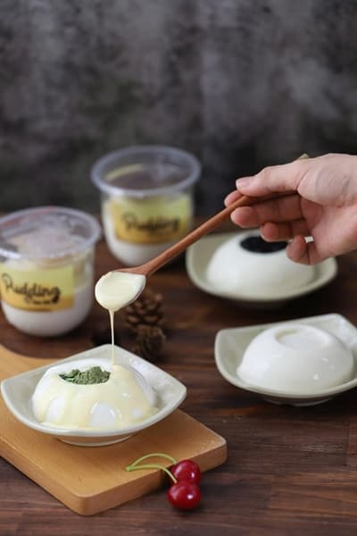 Tàu hũ kem trứng dừa nướng matcha HST