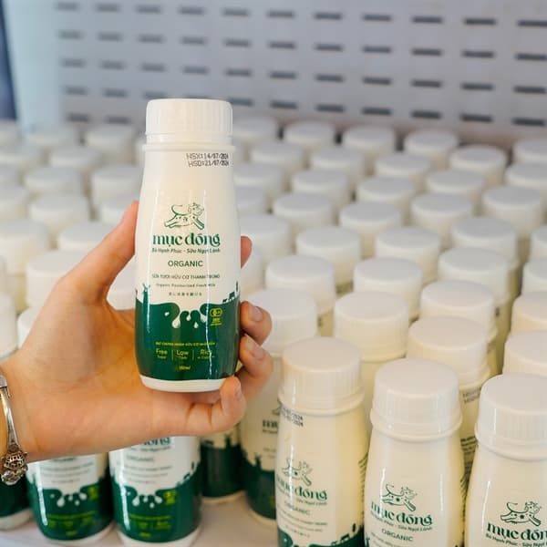 Sữa tươi hữu cơ thanh trùng organic 180ml 4