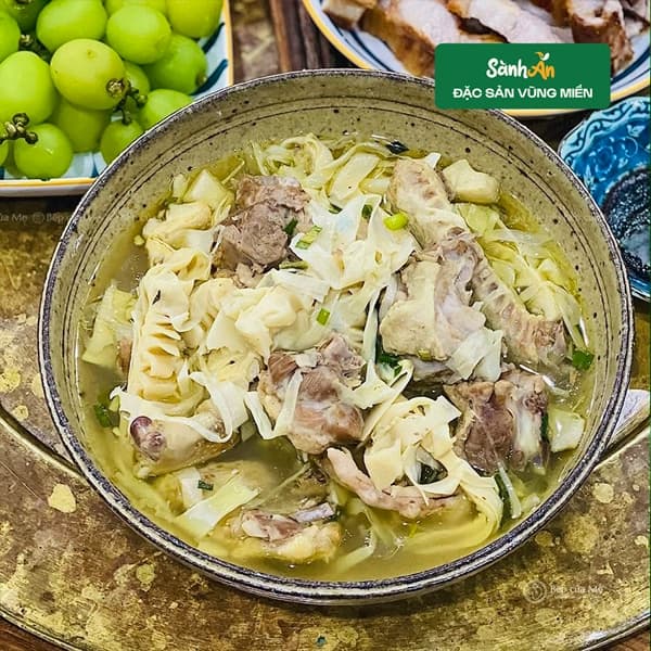Măng chua Điện Biên 3