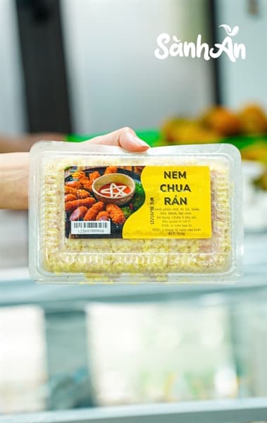 Nem chua rán phố cổ