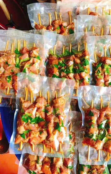 Thịt xiên lợn mán nướng gia vị BBQ