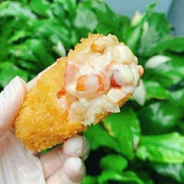 Nem kem bơ hải sản 2