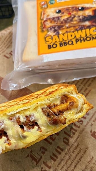 Sandwich Bò
