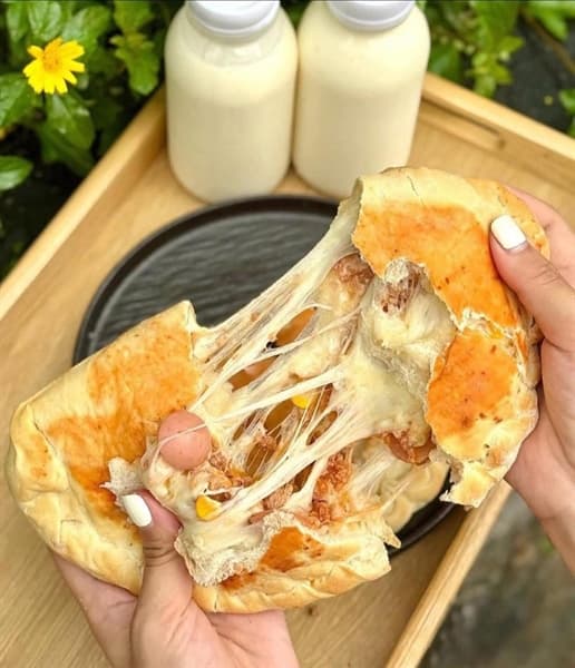 Pizza Gối 2
