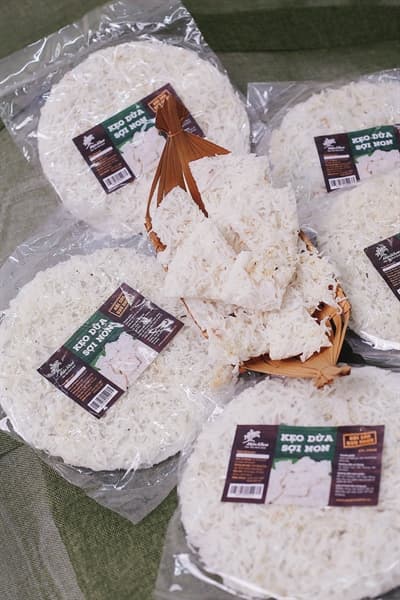 Kẹo Dừa Sợi Non Bình Định 150g 2