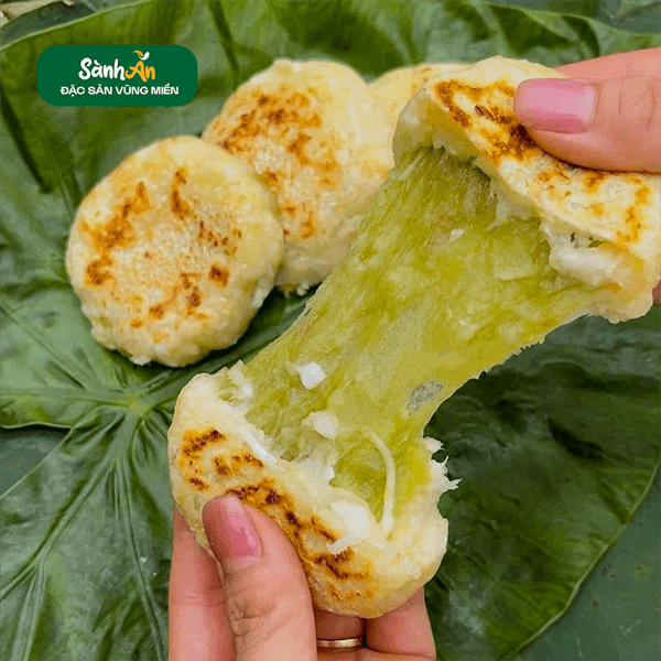 Bánh sắn cốm non xào dừa