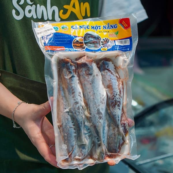 Cá Nục 1 nắng 5