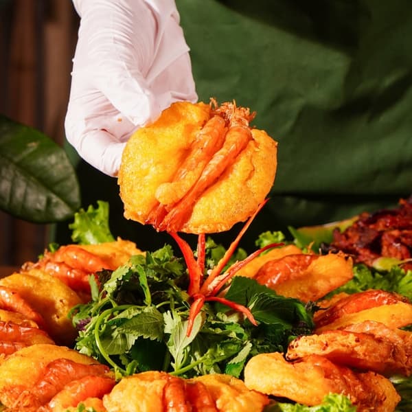 Bánh tôm Hồ Tây