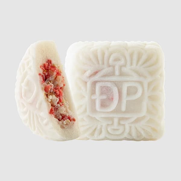 Bánh dẻo thập cẩm xá xíu lạp xưởng gà quay Đông Phương 190g