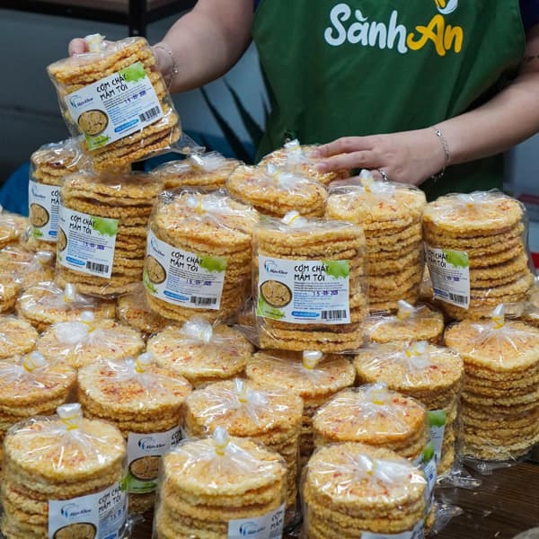 Cơm Cháy Mắm Tỏi Bình Định 200g 5