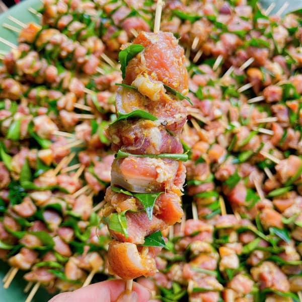 Thịt xiên lợn mán nướng gia vị BBQ 2