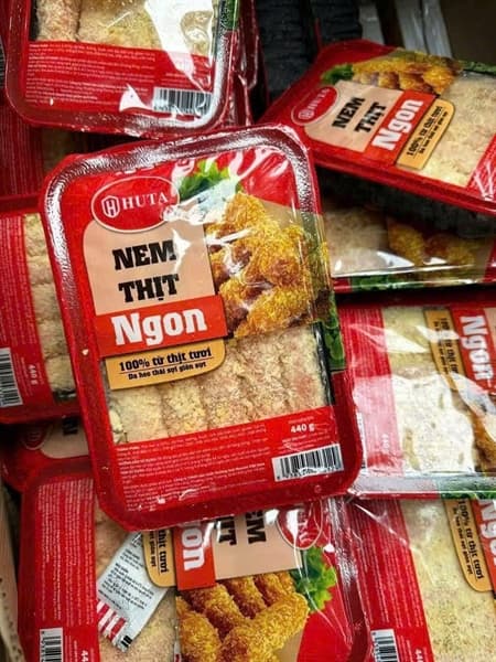 Nem thịt ngon Huta 440g 2
