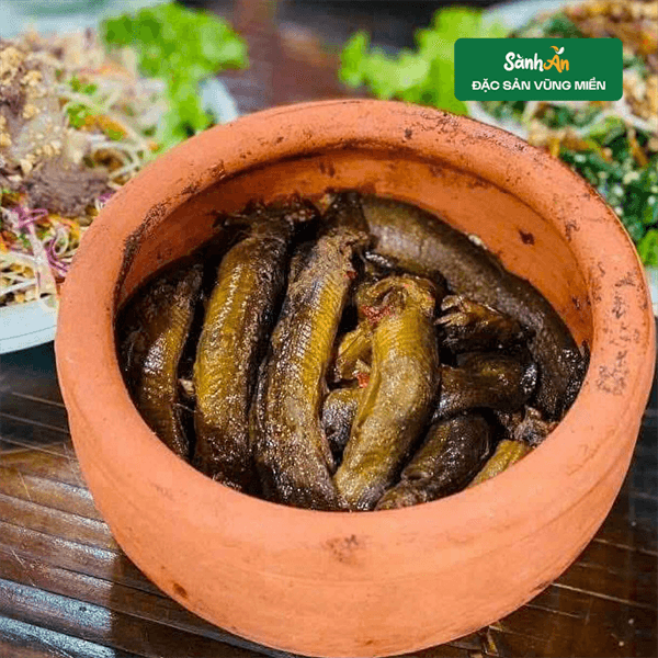 Cá chạch trứng kho niêu 500g 4