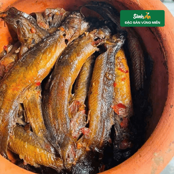 Cá chạch trứng kho niêu 500g 2