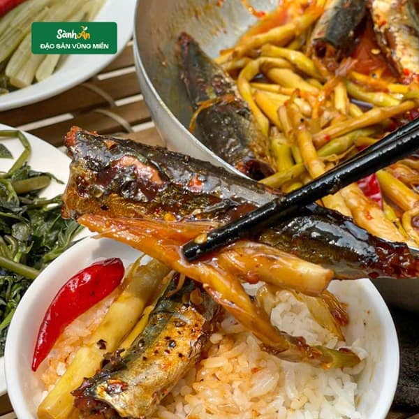 Cá nục kho keo Huế 500g 2