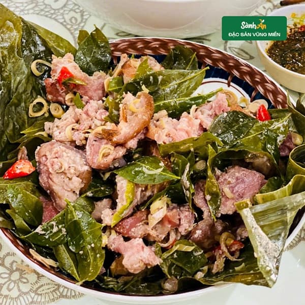 Lợn mán hấp lá chuối Tây Bắc 2