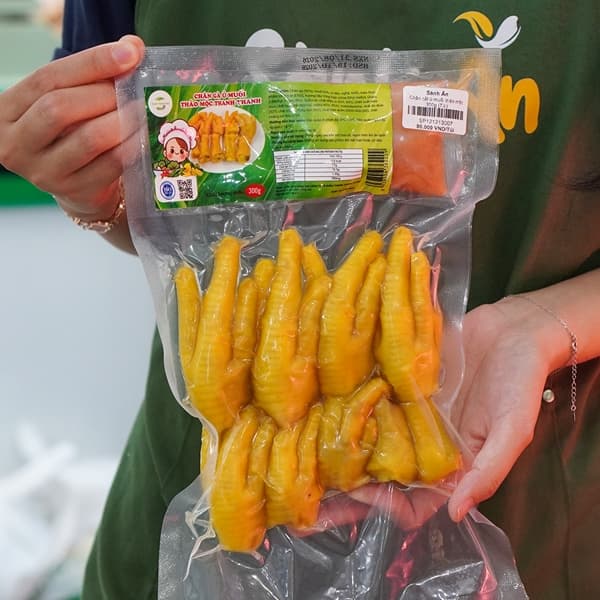 Chân cắt ủ muối thảo mộc 300g