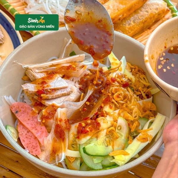 Mắm nêm Cô Ri 500ml 2